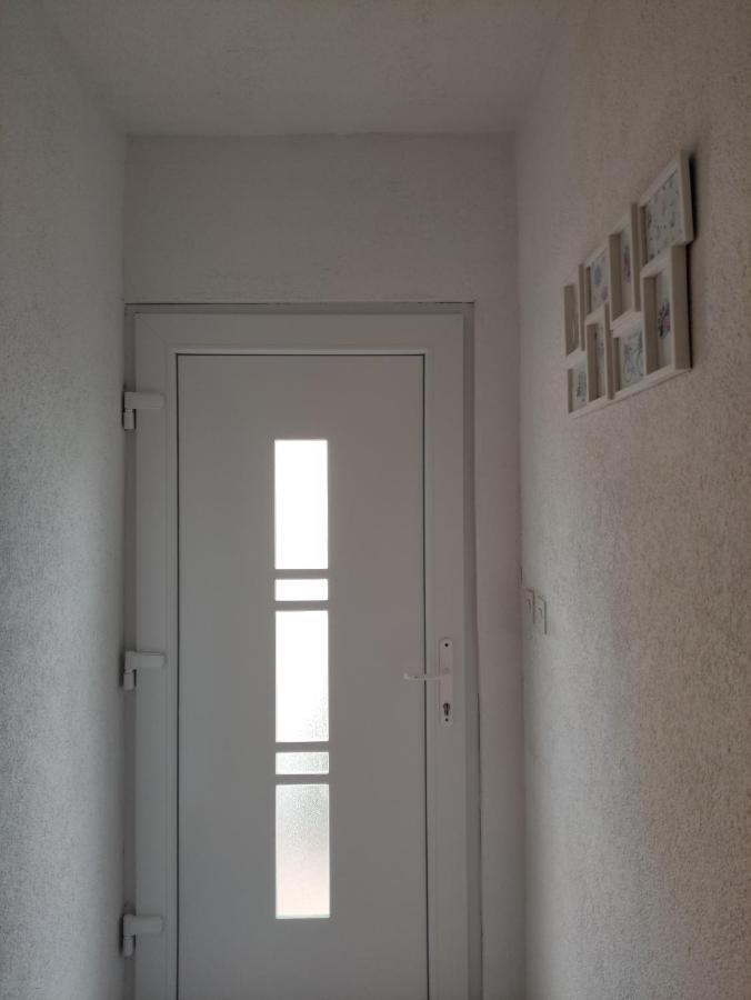 Apartmani Mara Rogoznica Rogoznica  Buitenkant foto